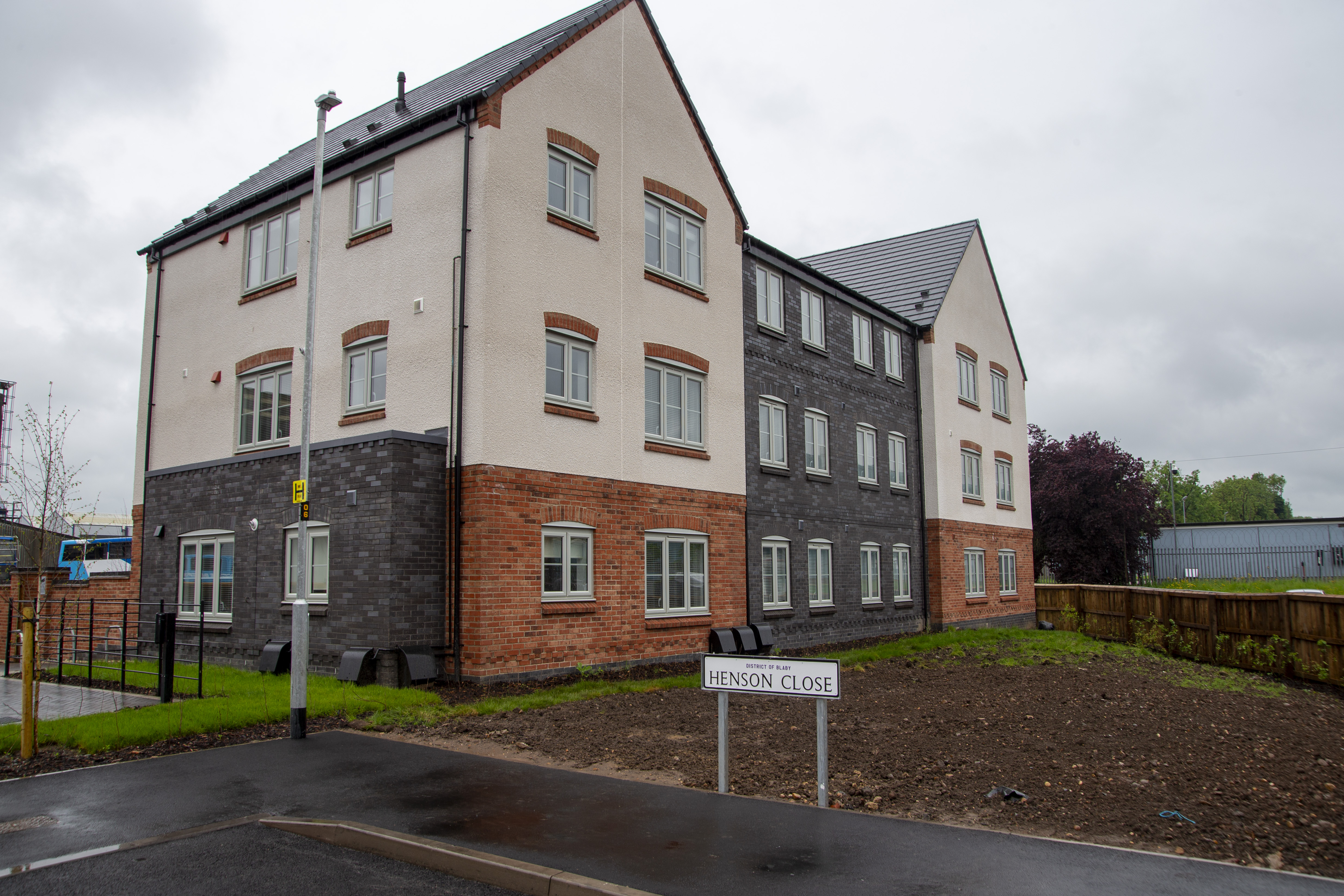 Henson House, The Villers